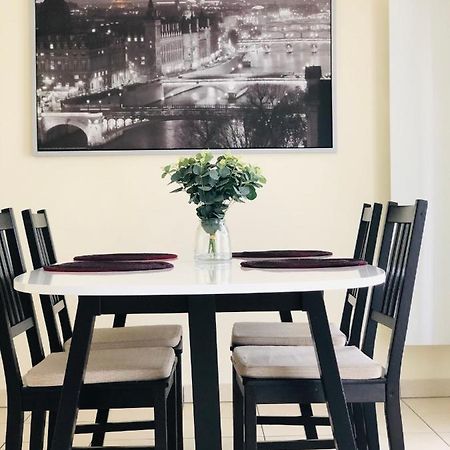 Beautiful Apartment Near Geneva แซ็ง-ฌูเลียง-อ็อง-เฌอเนอวัว ภายนอก รูปภาพ